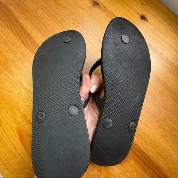 J. Crew flip flops black size 6 - Picture 2 of 6